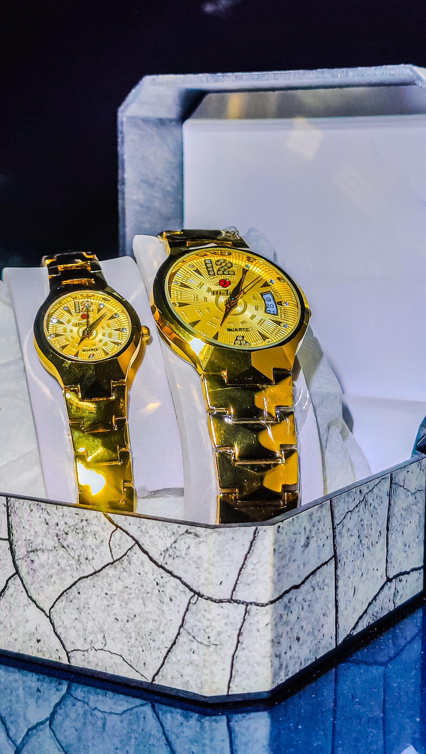 Hi-Tech Golden Couple Watches