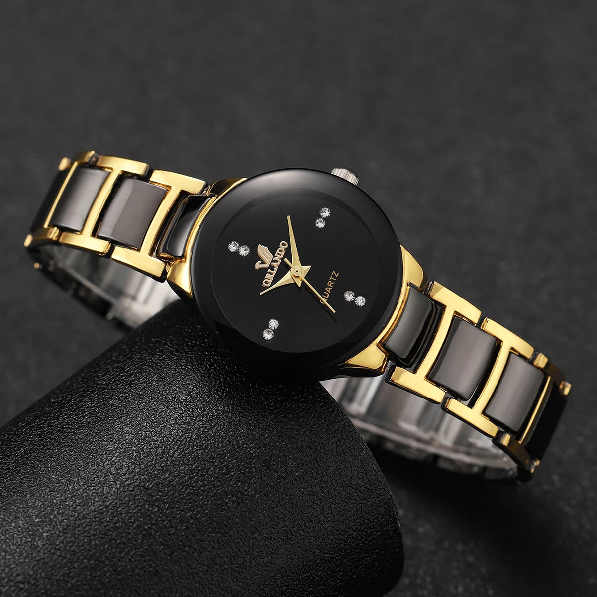 Women's Analog Quartz Watch with Stainless Steel Band